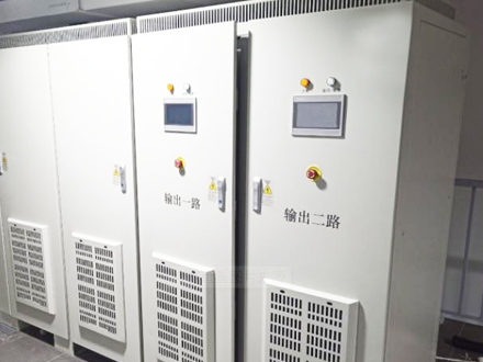 Mitkä ovat suurjännitevirtalähteiden ohjaustilat?